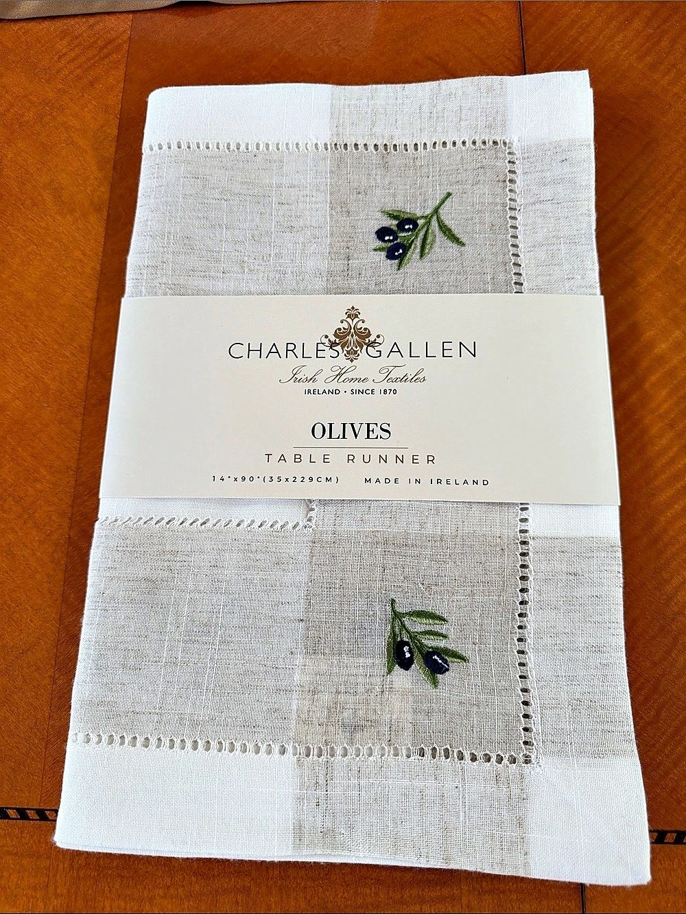 Charles Gallen Olives Table Runner Embroidered Floral Table Runner NWT